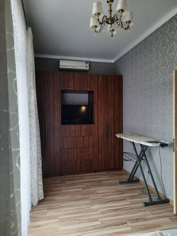 Дом с балконом с видом на море