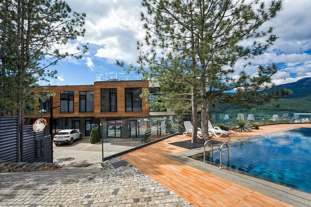 Евро вилла для большой семьи