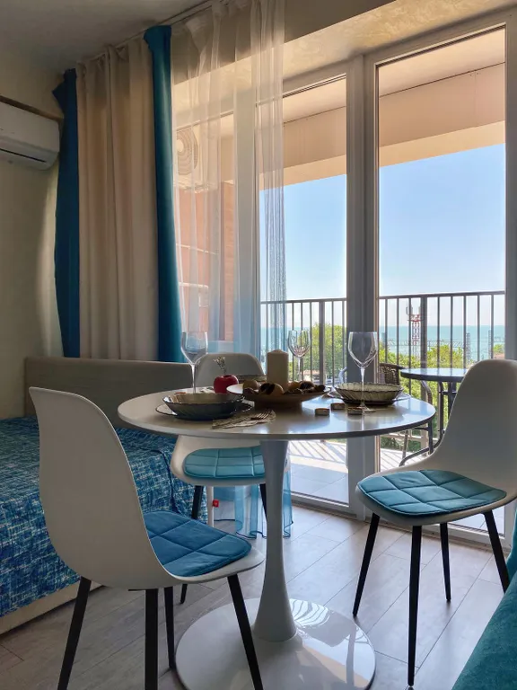 Квартира У самого черного моря - три минуты до пляжа — аренда посуточно в Дагомыс