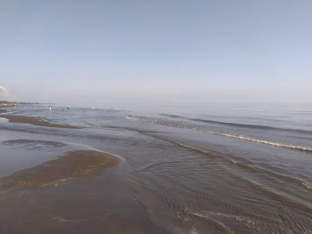 Дом возле моря