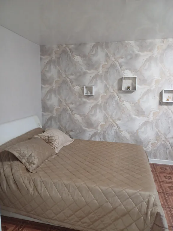 Светлая уютная квартира с большим ортопедическим диваном и кроватью