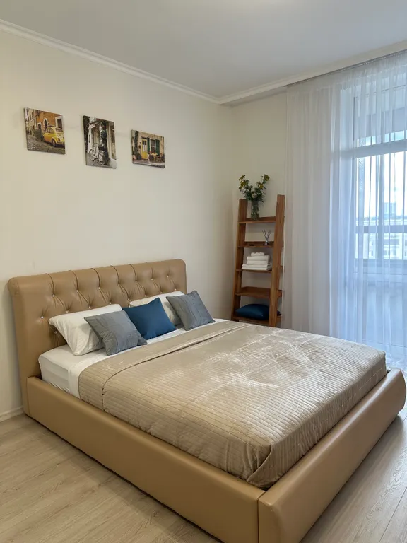 Квартира Квартира Просторная и уютная студия с видом на город — Екатеринбург