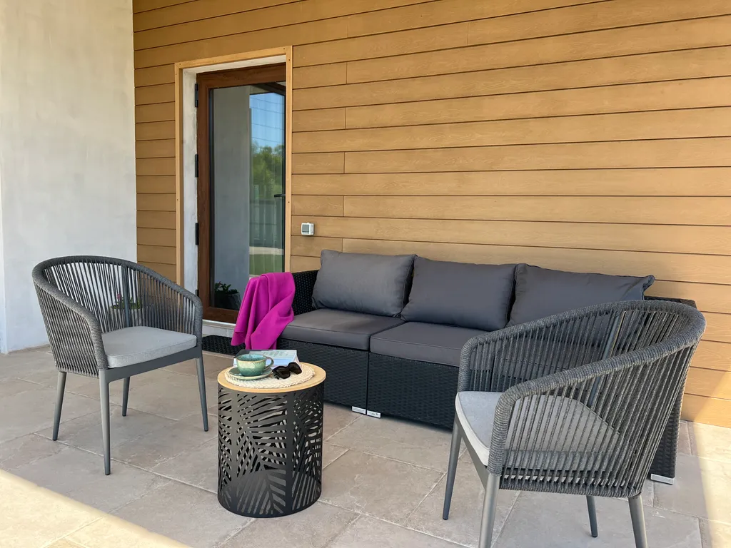 Уютный коттедж с террасой на море