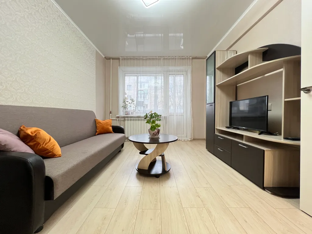 2-комнатная квартира у ЖД вокзала