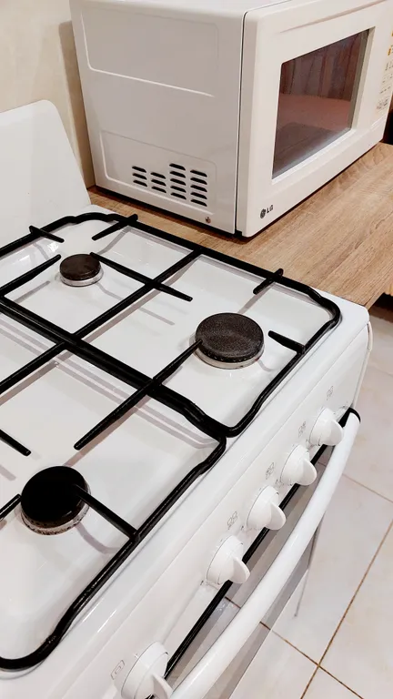 Евротрешка возле гипермаркета Мега и Леруа Мерлен