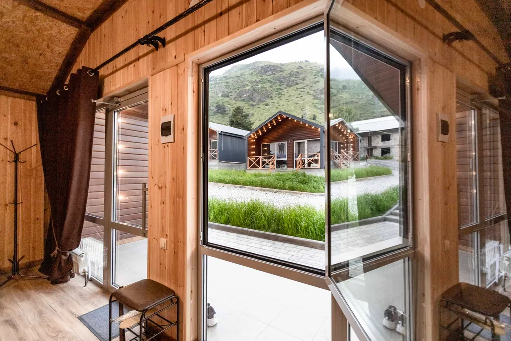 База отдыха с видом на горы в Приэльбрусье