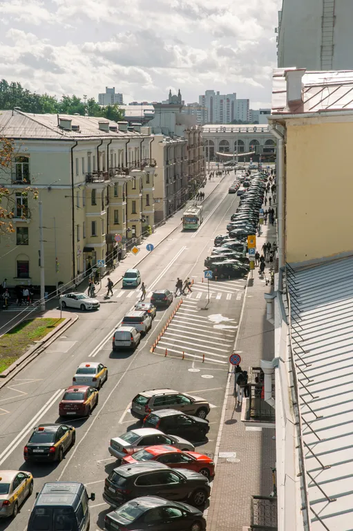 Квартира Уютная 3-комнатная квартира с 3 спальнями в центре Минска — Минск