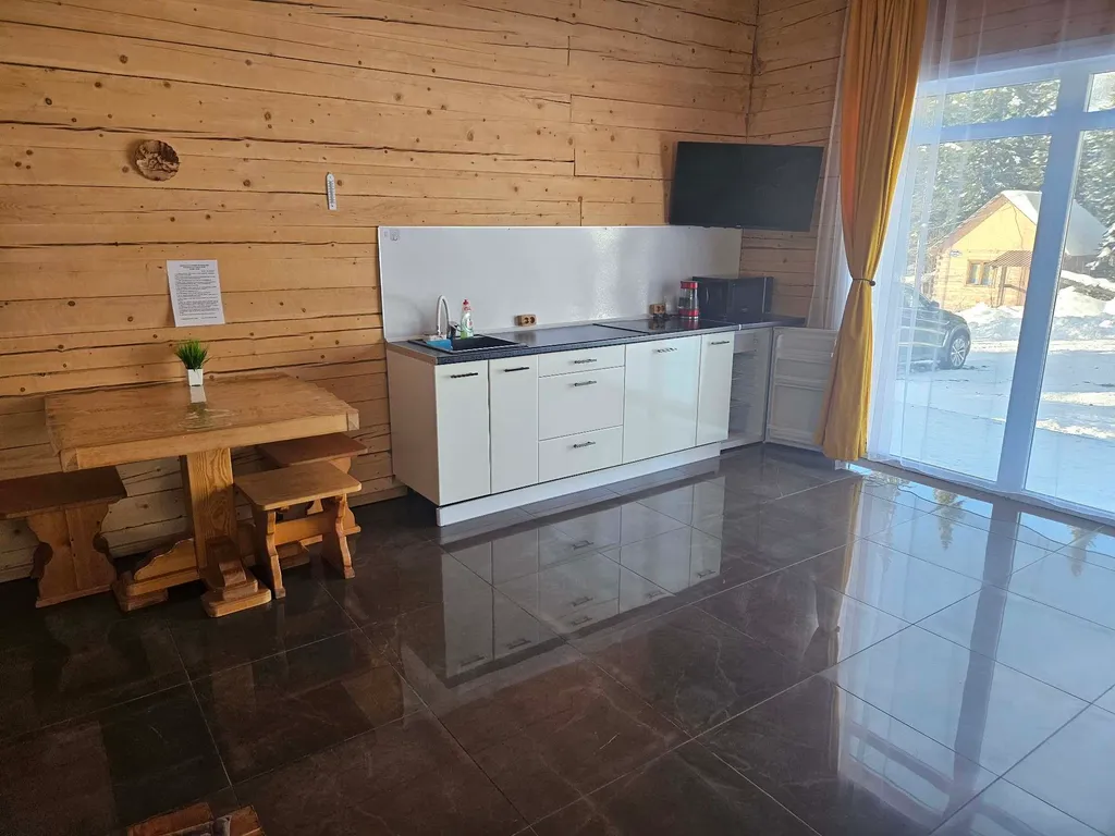 Коттедж Уютный дом в окружении пихтовых деревьев — Шерегеш