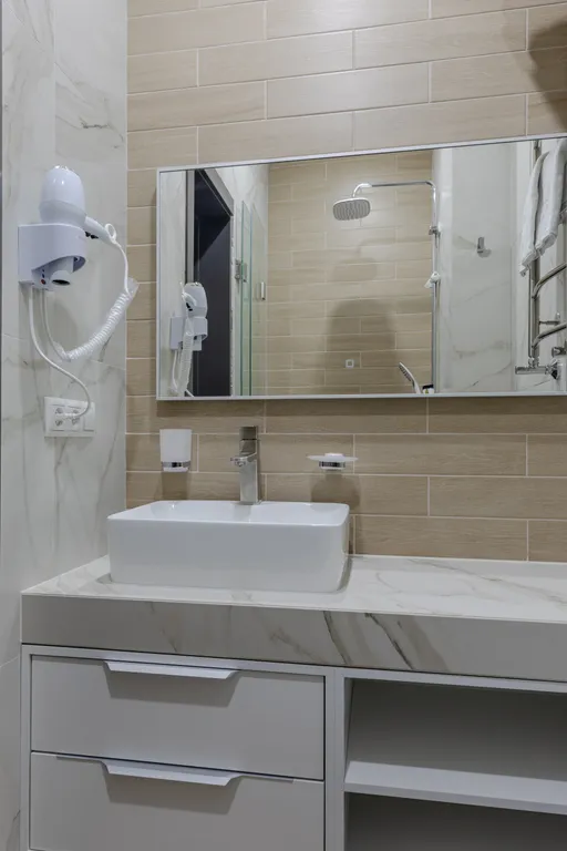 Семейный номер с видом на горы и кухонной зоной