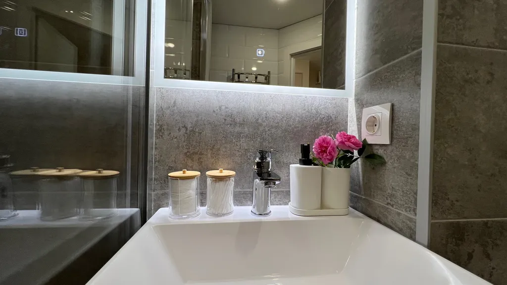 Апартамент у часовой башни и дома гильдии