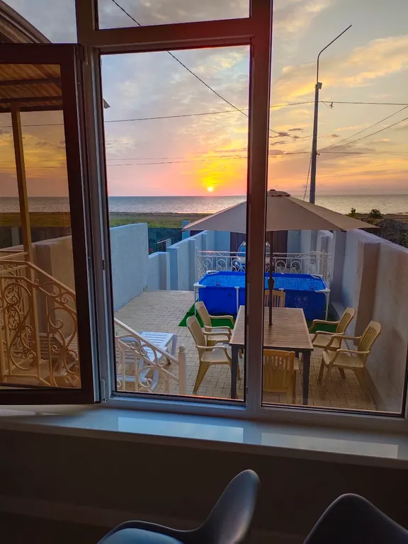 Домик у моря