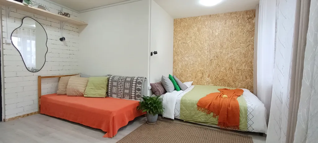 Душевное жилье над пиццерией, небольшая, но очень уютная студия