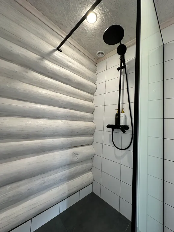 Дом баня с видом на город