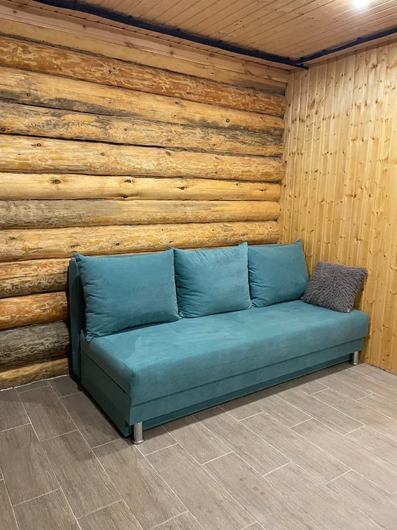 Дом у ручья