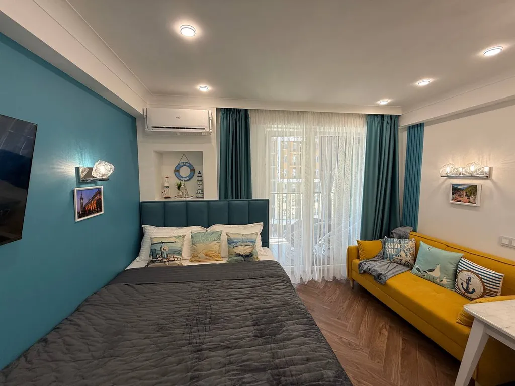 Морская симфония - уютная студия с видом на море и открытым бассейном