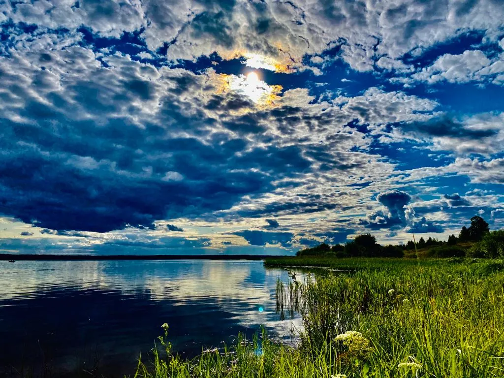 Коттедж Дом для гостей с камином на озере Волго, всесезонный отдых и рыбалка — Завирье