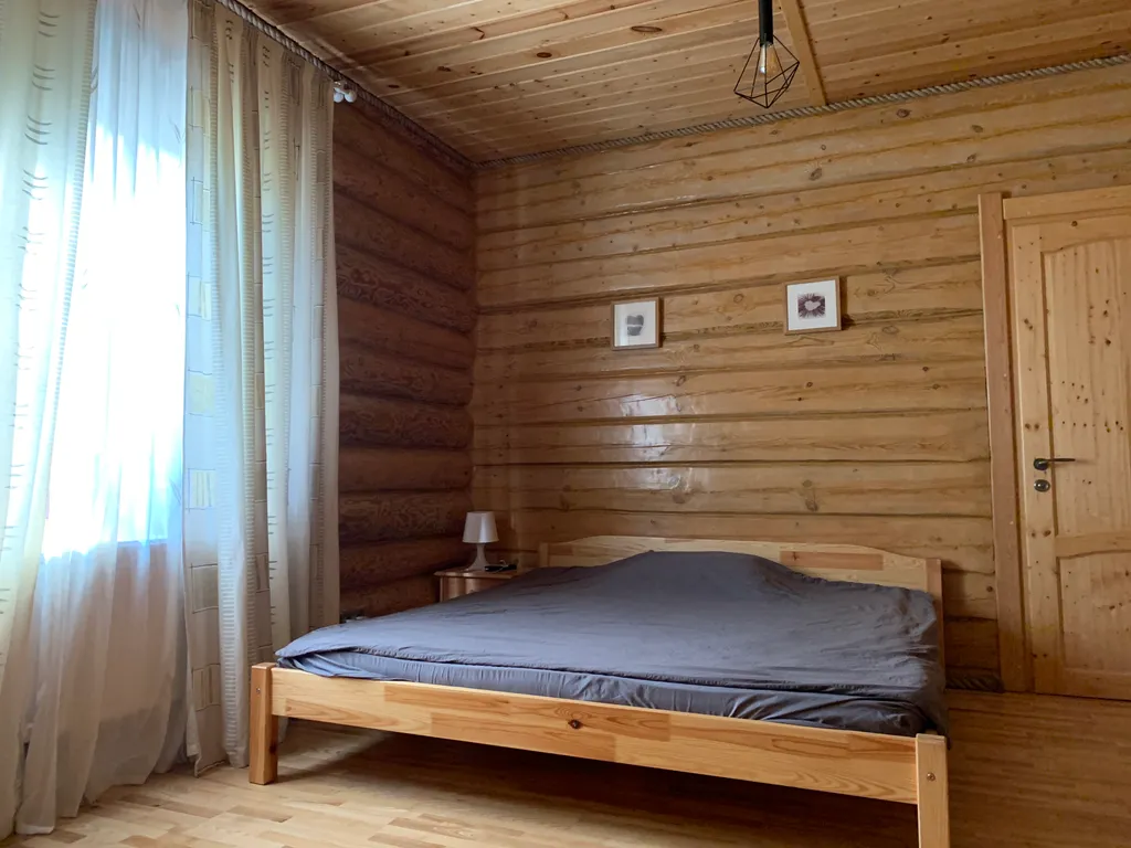 Вилла «Малинка» с теплым бассейном, баней и камином