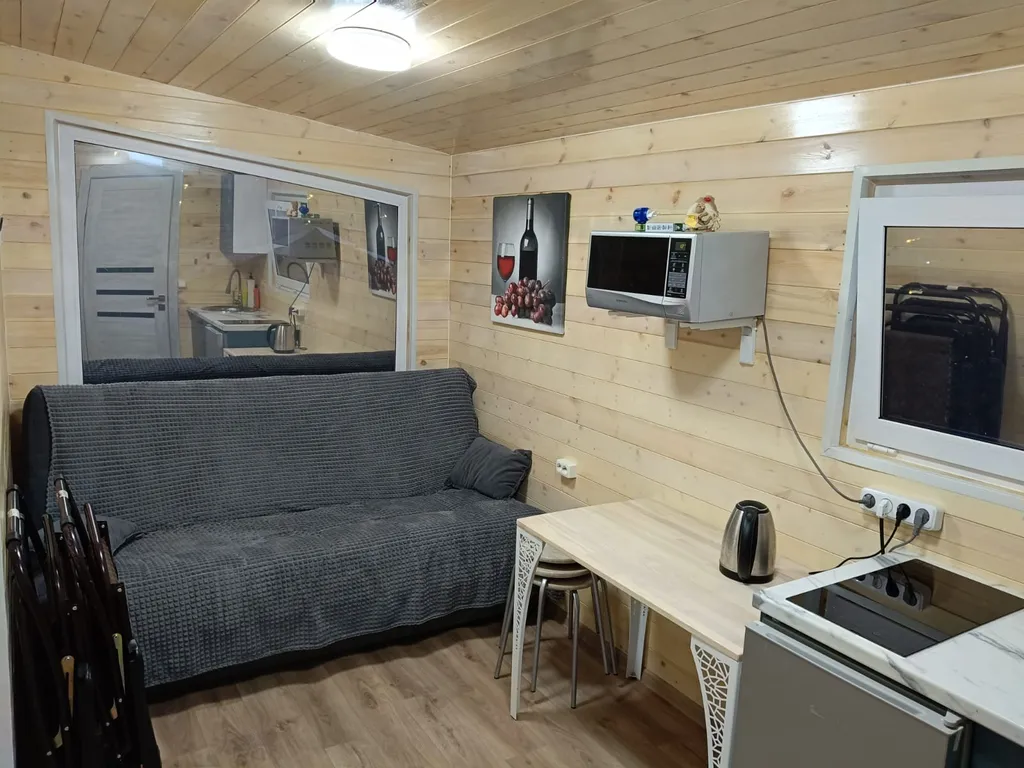 Уютный домик с видом на лес, на озере Увильды