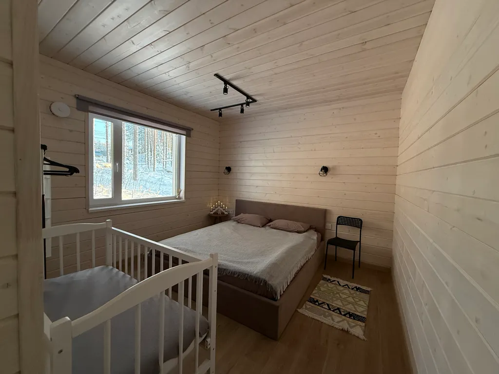 Уютный дом с живописным видом на лес