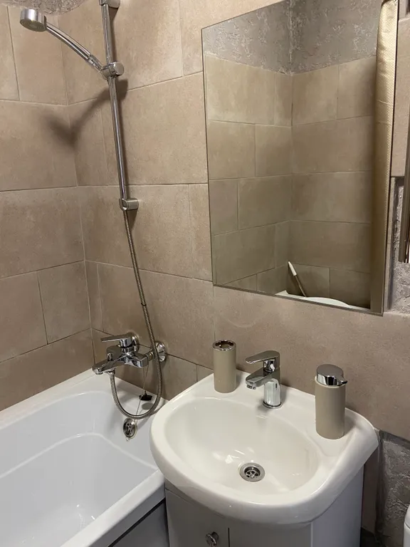 Квартира-студия возле набережной Онежского озера