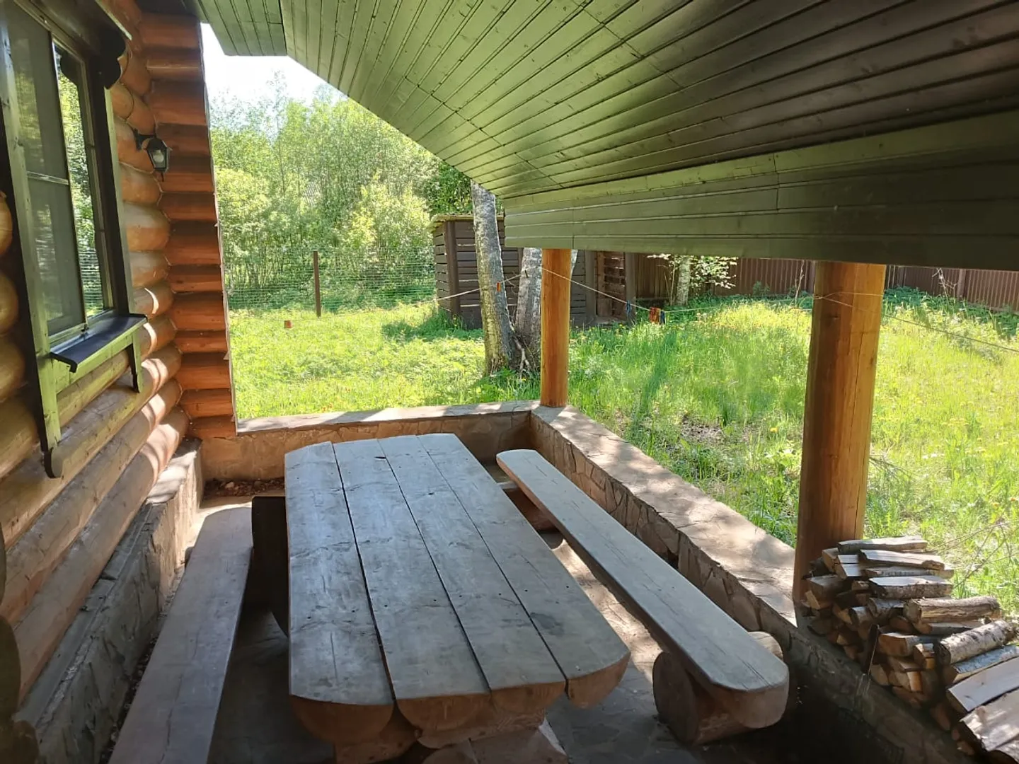 Беседка на улице