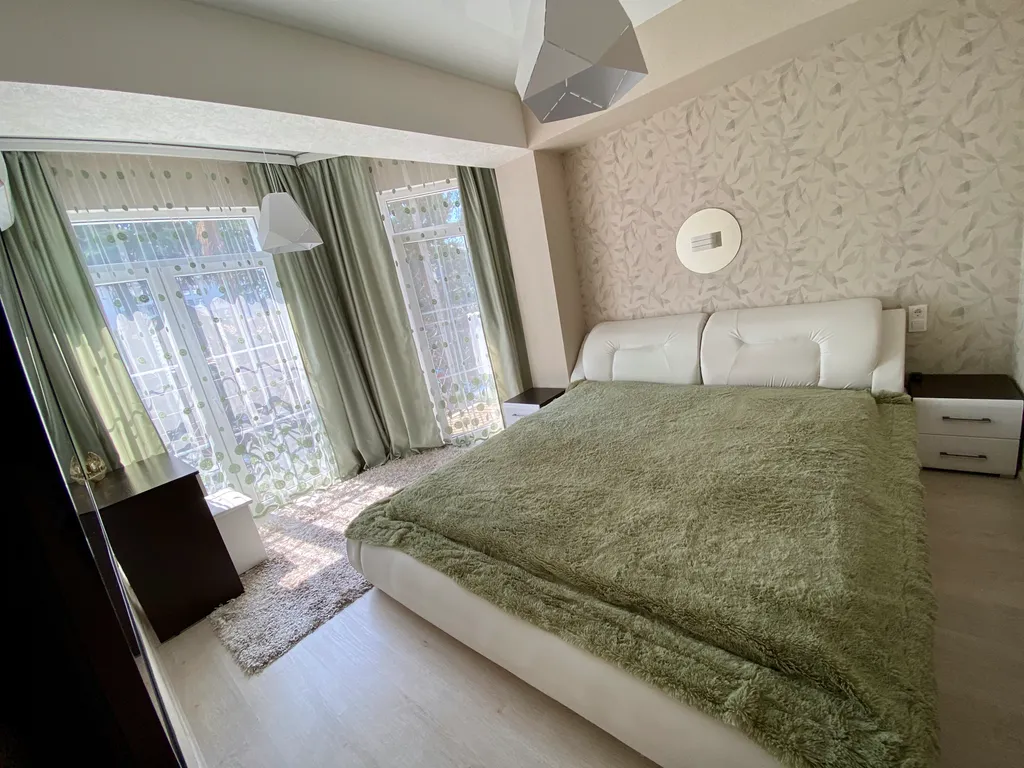 Квартира в центре рядом с морем — аренда посуточно в Адлер