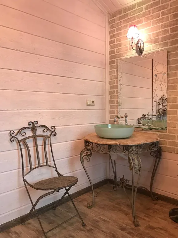 Уютный дом в сказочном лесу