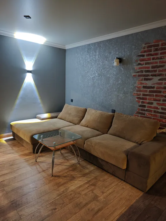 Квартира в центре города с новым ремонтом и мебелью