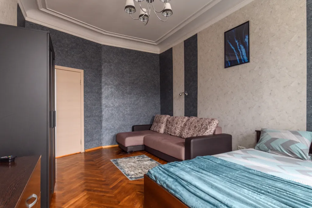 Квартира Апартаменты с четырьмя изолированными комнатами — Санкт-Петербург