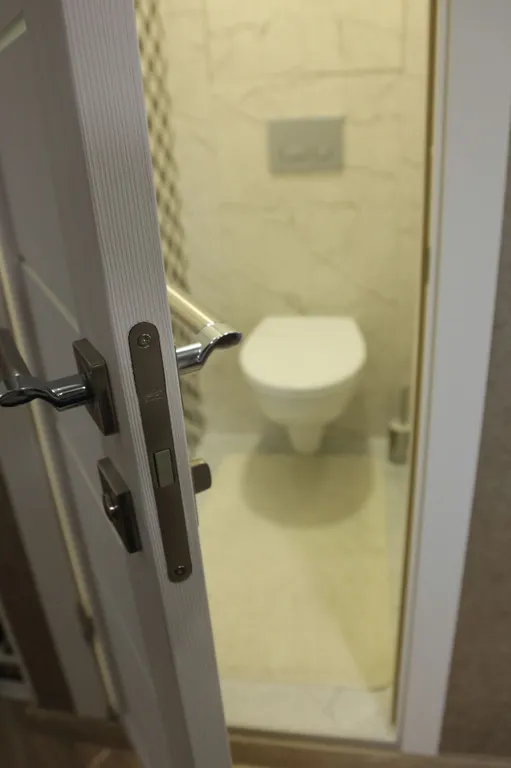 2-комнатная возле ТЦ Корона