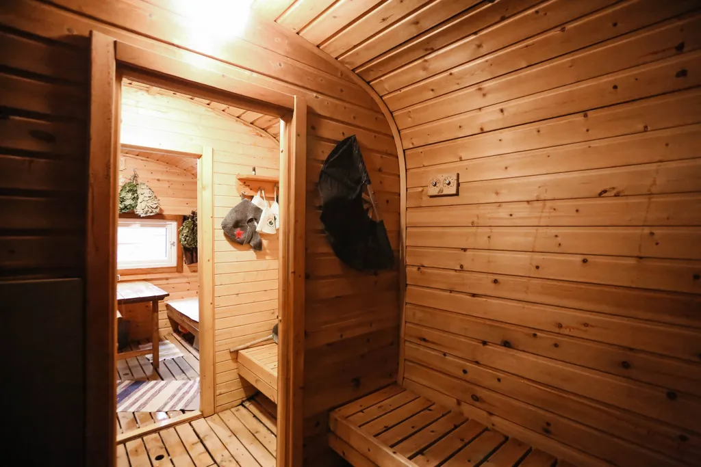 Дом с баней и чаном на дровах в 3-х км от Тюмени