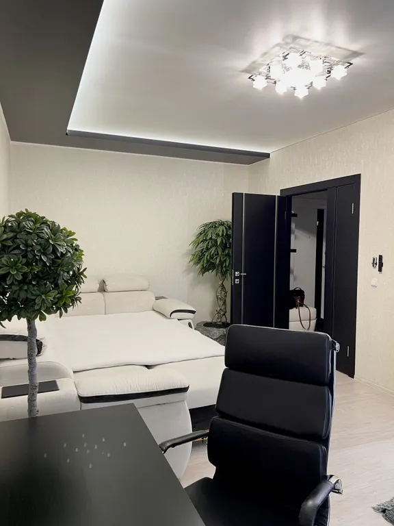 Двухкомнатная квартира в центре с 2 лоджиями