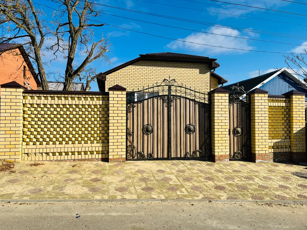 Коттедж Коттедж Продуманная рациональность в сердце Элисты — Элиста