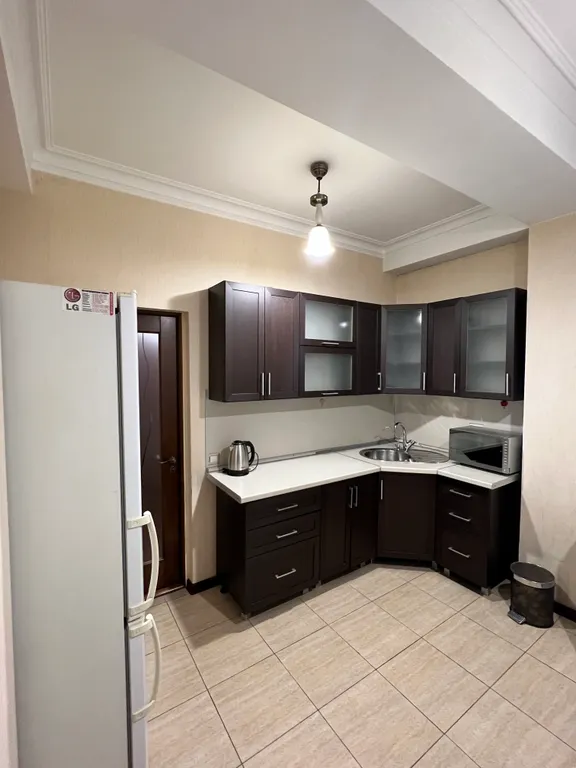 2-комнатная квартира после ремонта с удачной локацией для туристов