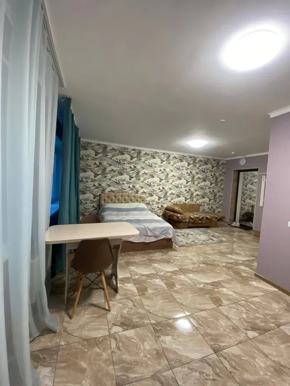 Просторная студия возле Арены 300