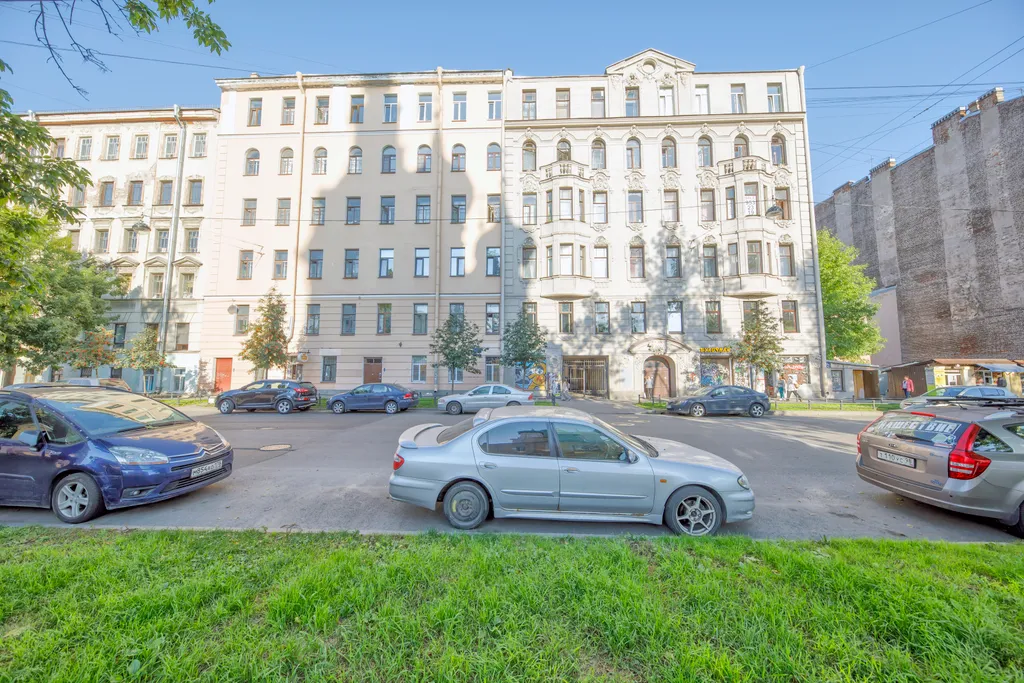 Квартира Квартира Уютная студия в 5 минутах от метро "Василеостровская" — Санкт-Петербург