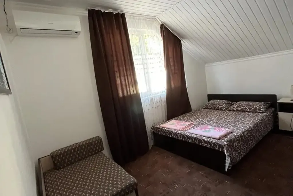 Квартира Комната — аренда посуточно в Солоники