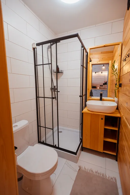 Уютный домик в стиле Афрейм с видом на горы