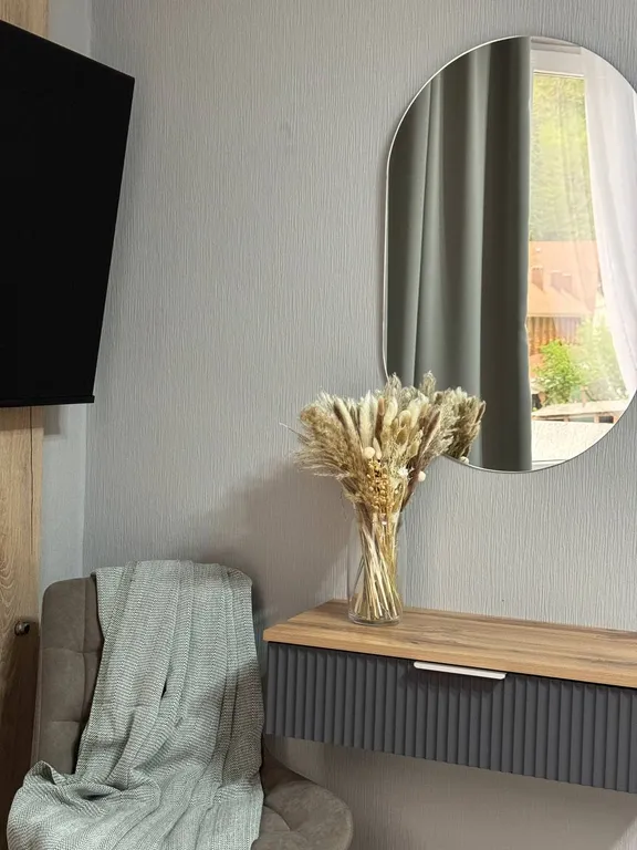 Двухкомнатный полулюкс с балконом и видом на горы и лес