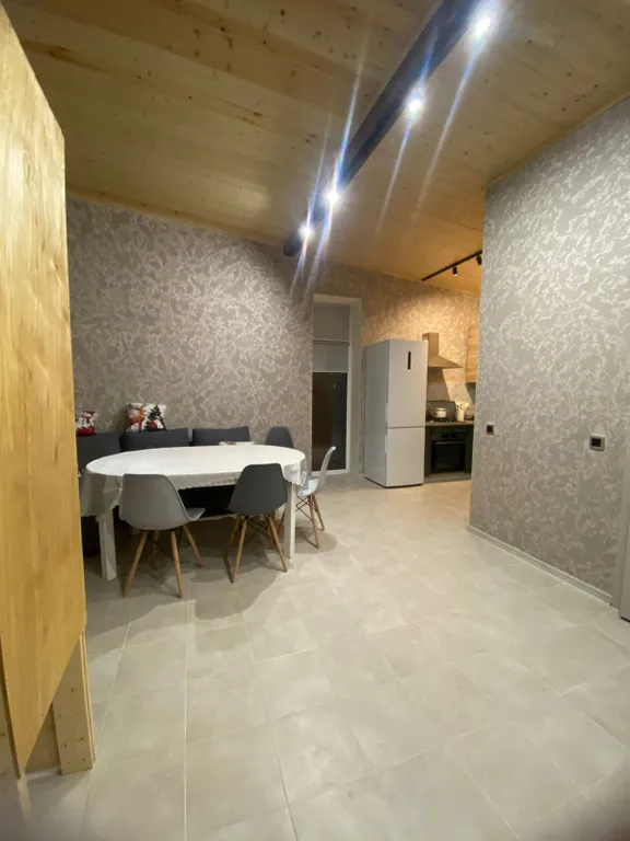 Дом в дубах