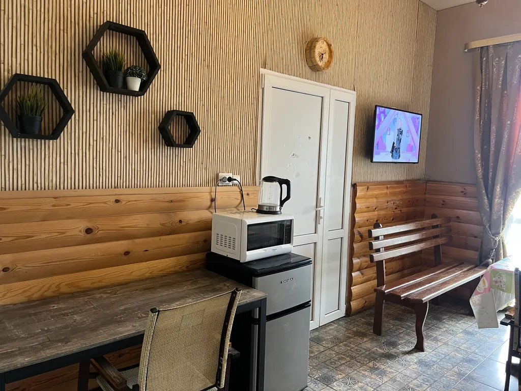 Коттедж с бассейном и баней