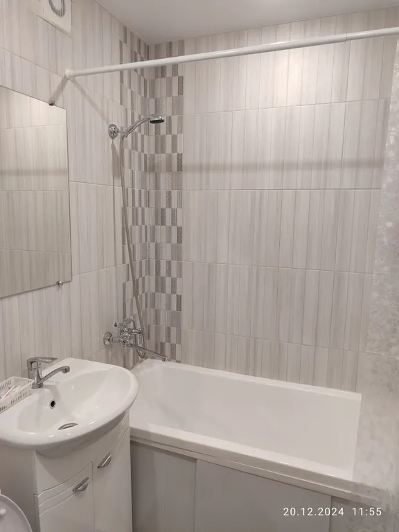 Квартира с новым ремонтом в центре