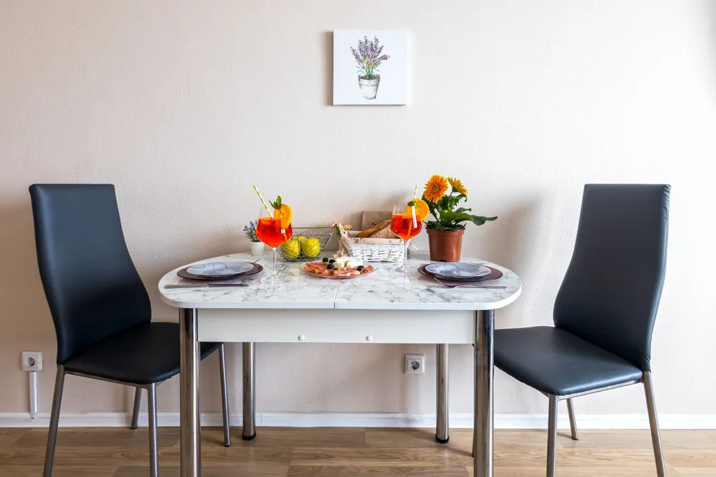 Бoльшaя стильная студия возле ТЦ Саларис