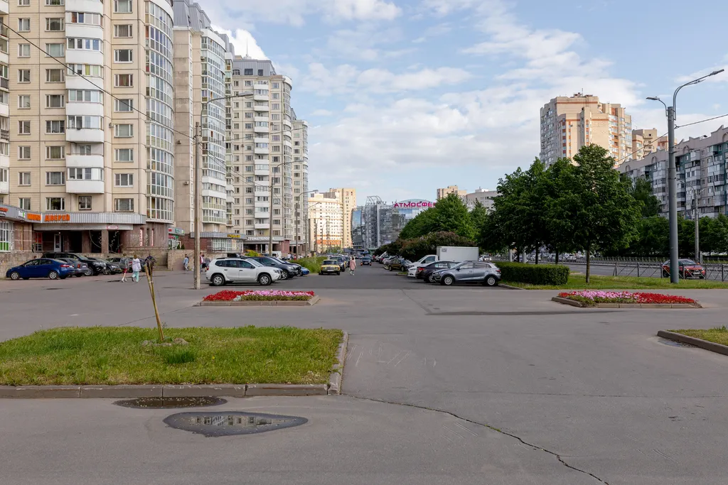 Квартира у метро