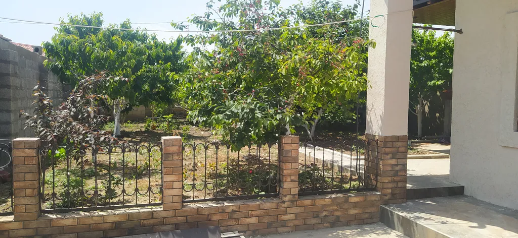 Дача на берегу Каспийского моря