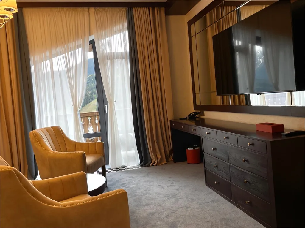 4-комнатная Квартира