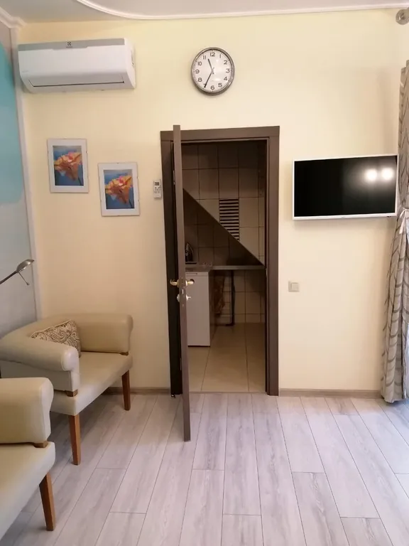 Загородный дом со своим садом