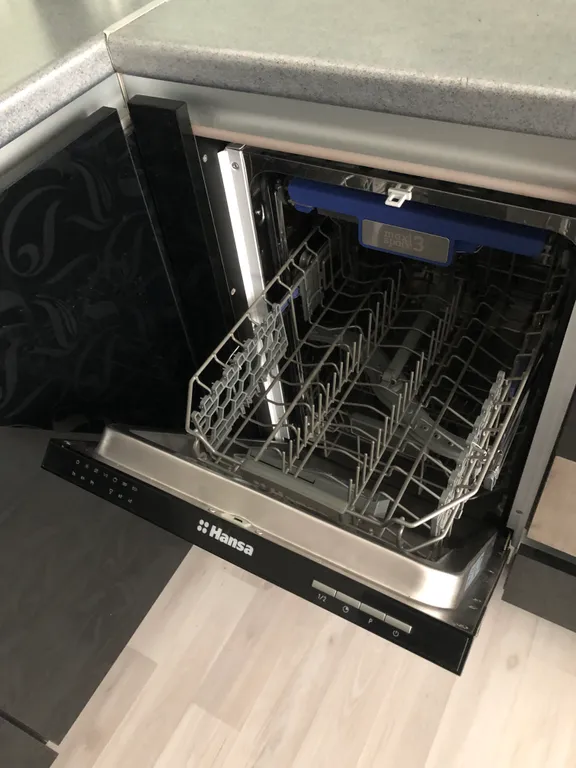 Квартира-студия возле метро