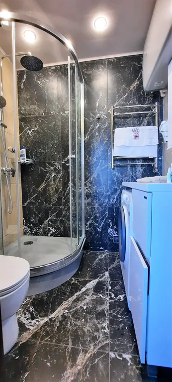 Домик на берегу Байкала