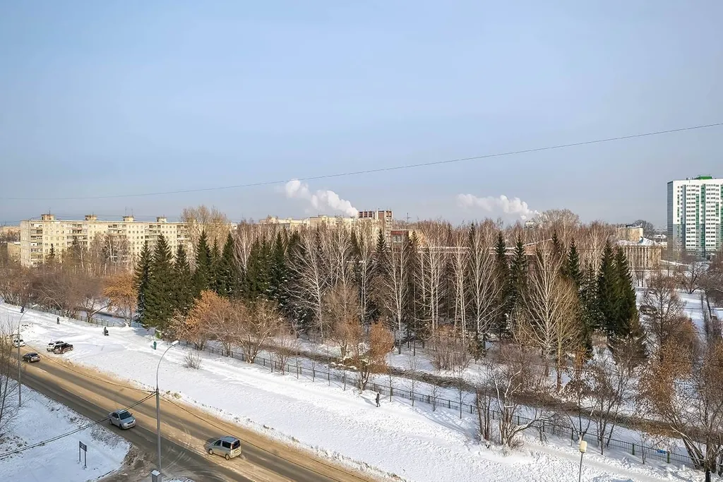 Современная квартира рядом с СК Заря на 4 человека